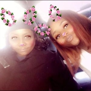 Meet your Posher, Robin